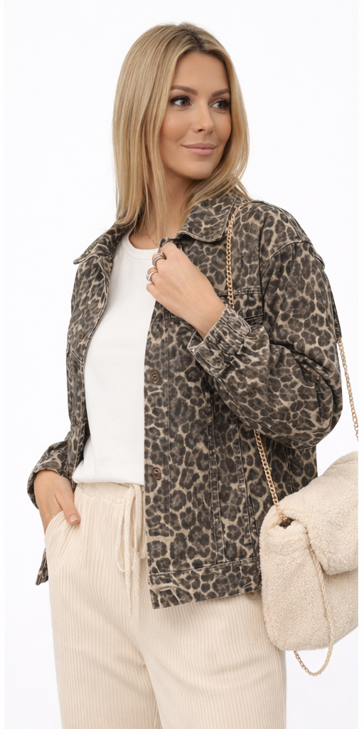 Dames Spijkerjasje – Luipaardprint – Kort Model