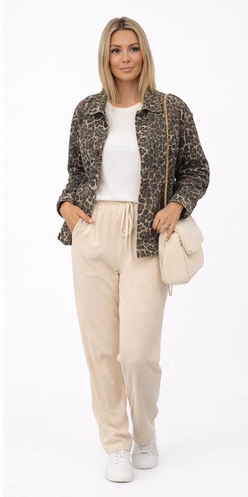 Dames Spijkerjasje – Luipaardprint – Kort Model